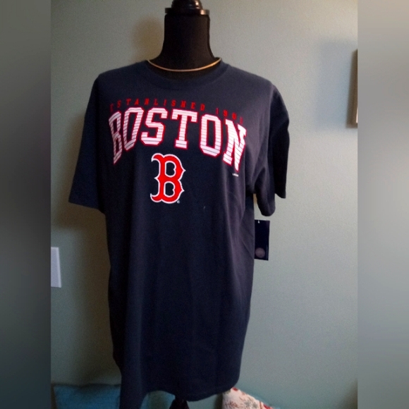 Tops - Boston red socks tee shirt
